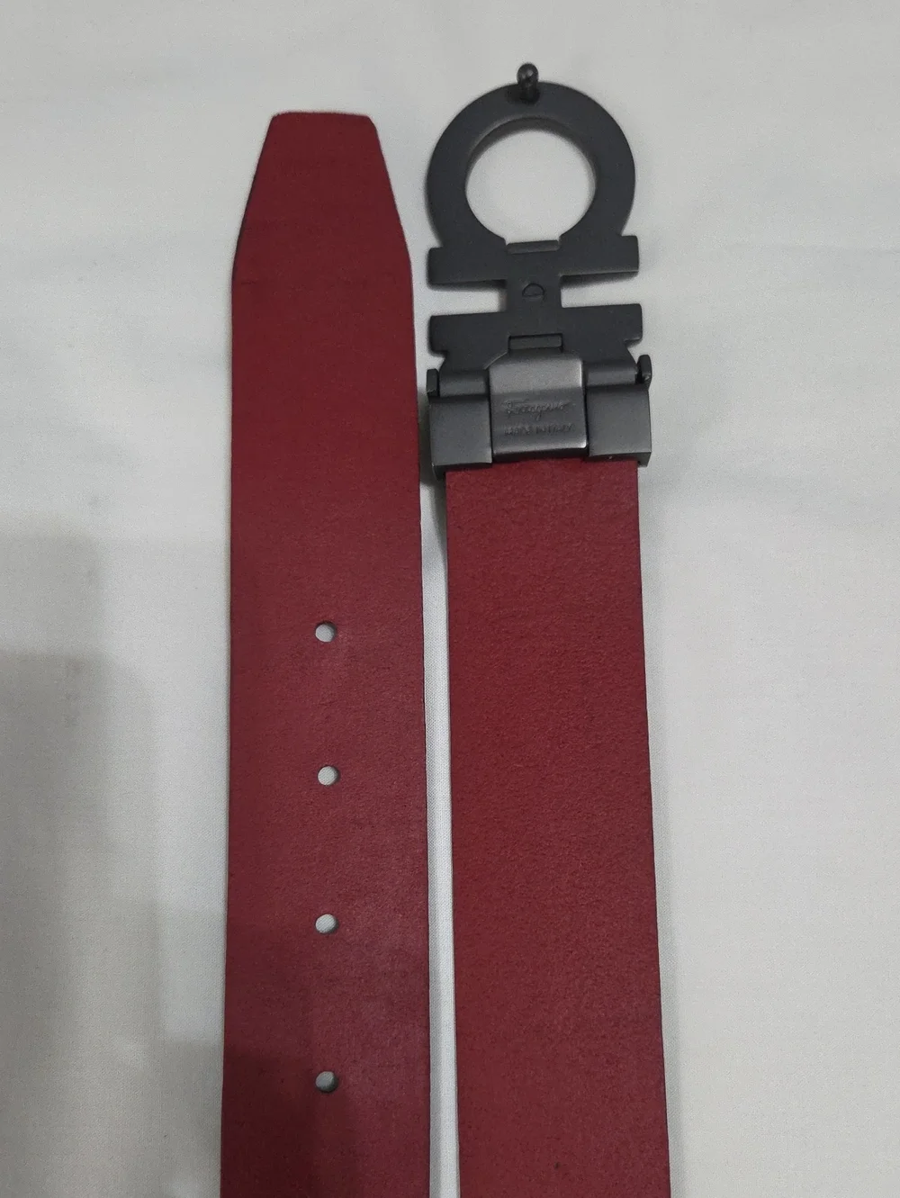 Salvatore Ferragamo Auburn Brown Leather Belt Double Gancini Buckle